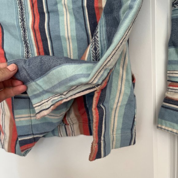 Faherty Baja Poncho in Sierra Paradise, NWOT - Picture 6 of 6